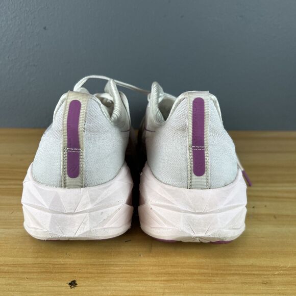 Asics Novablast 4 Women's Size 9 Running Shoes Gray Purple Cushioned Sneakers - Picture 5 of 9